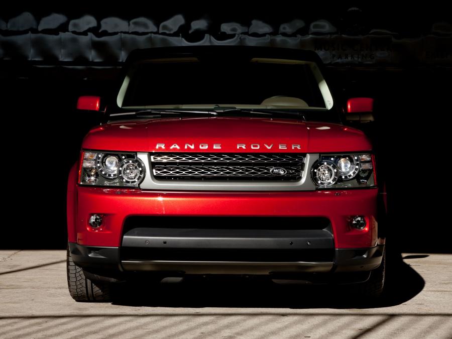 Land Rover Range Rover Sport 2009 года  (US) (фото 10 из 16)